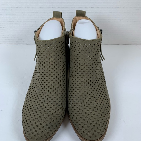 Time And True Olive Green Ankle Boots Memory Foam Womens Size 6.5 Zippered S176 - Picture 3 of 11